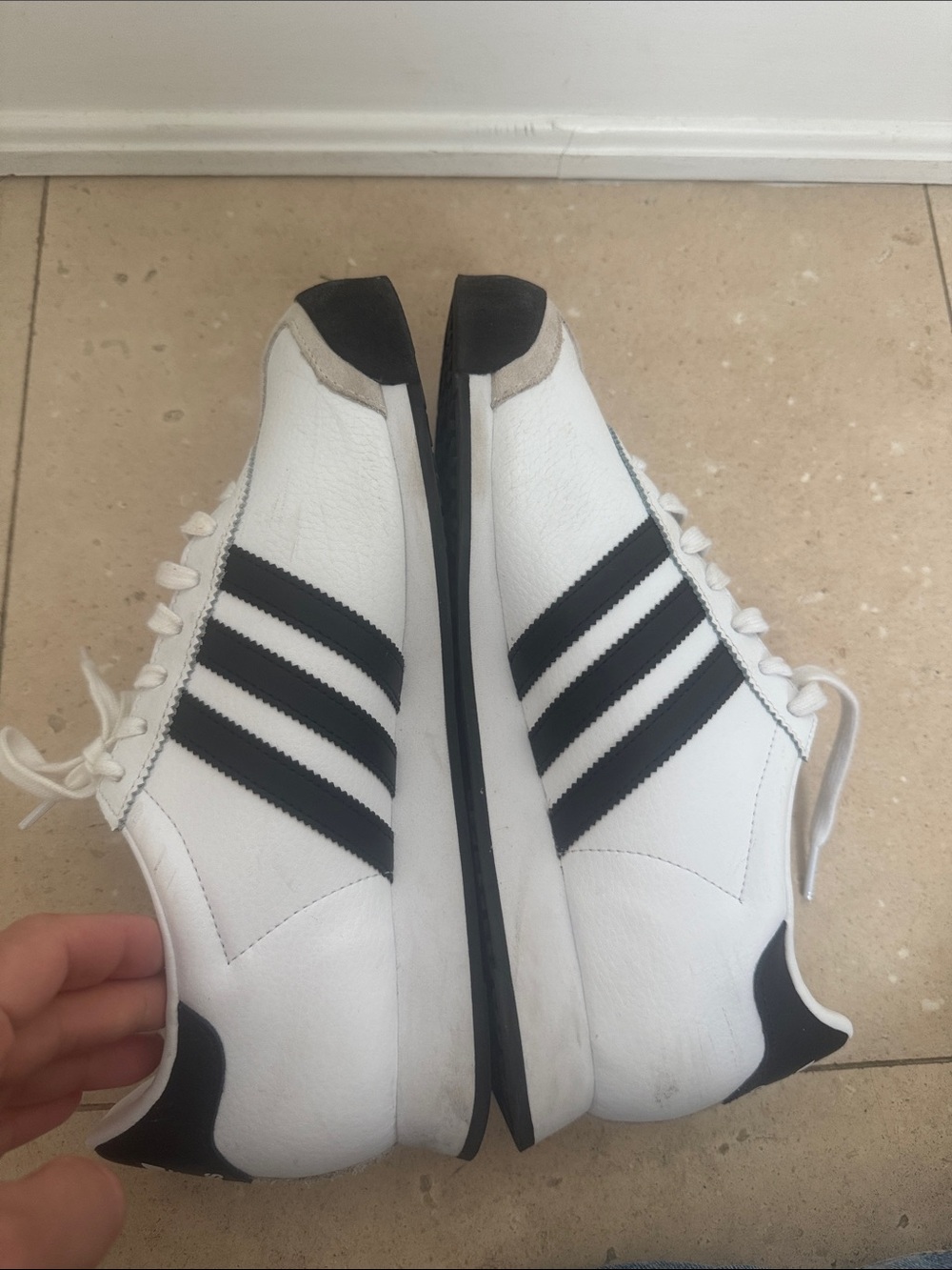 Adidas Samoa Sneakers – White/Black – Men’s Size 9 - Picture 4 of 6